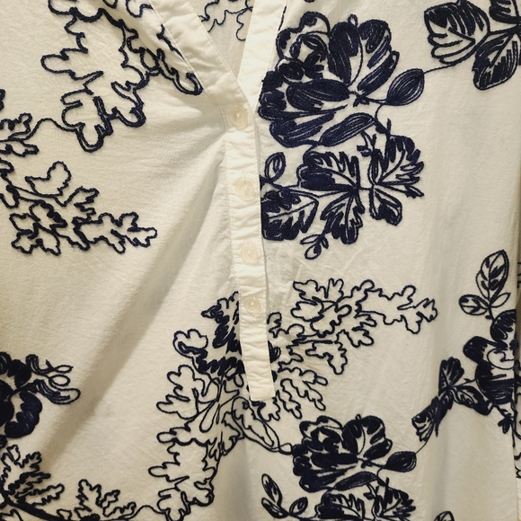 FORCYNTHIA Beachwear white and Navy Blue Embroidered Roll Up Sleeves top XL - Picture 4 of 11